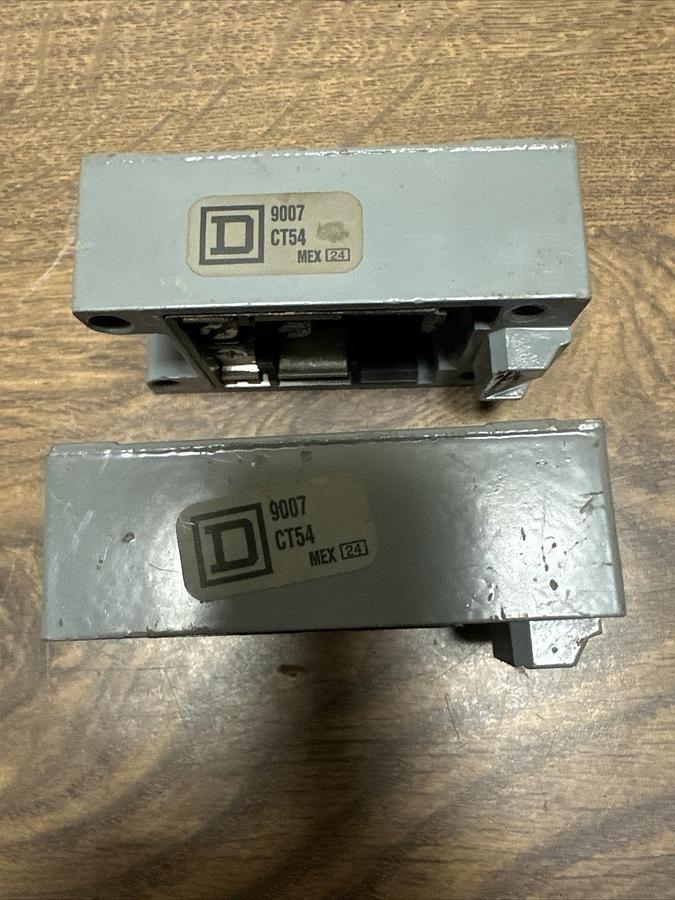Square D,9007-CT54,Limit Switch Base Receptacle LOT of 2