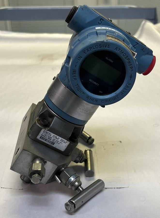 Used ROSEMOUNT,CD1A02A2AS5K5MG,PRESSURE TRANSMITTER