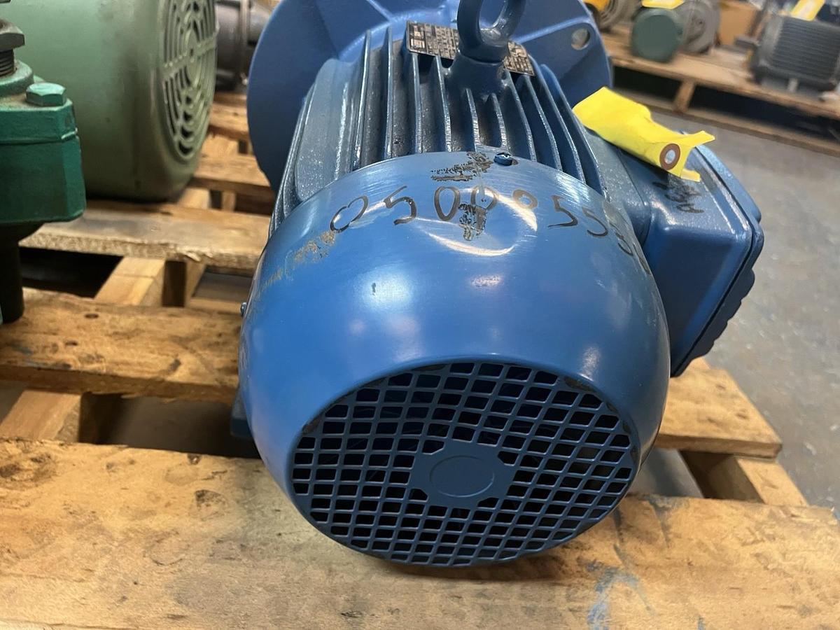 WEG,00536EP3E184TC,W21 SEVERE DUTY MOTOR 5HP 3480RPM 3PH W182TC W184TC