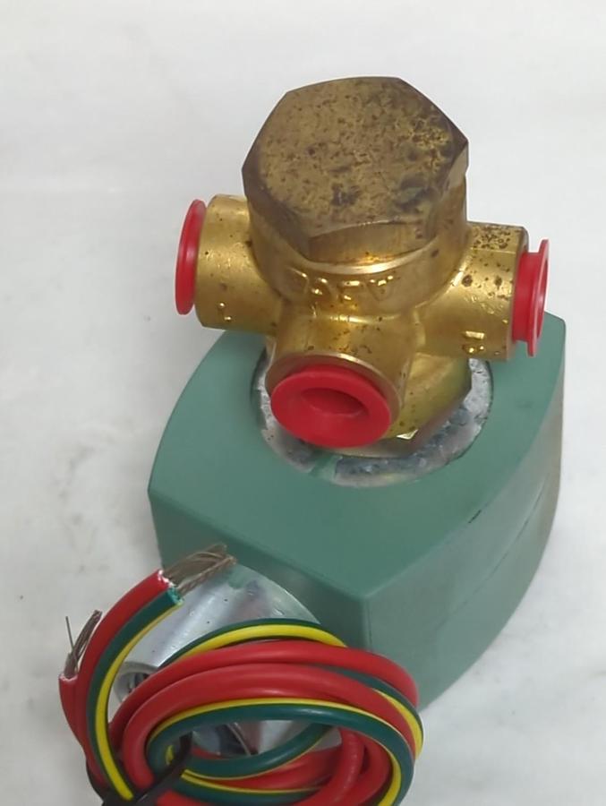 ASCO,8320G176,3-WAY 1/4 INCH SOLENOID VALVE NOS