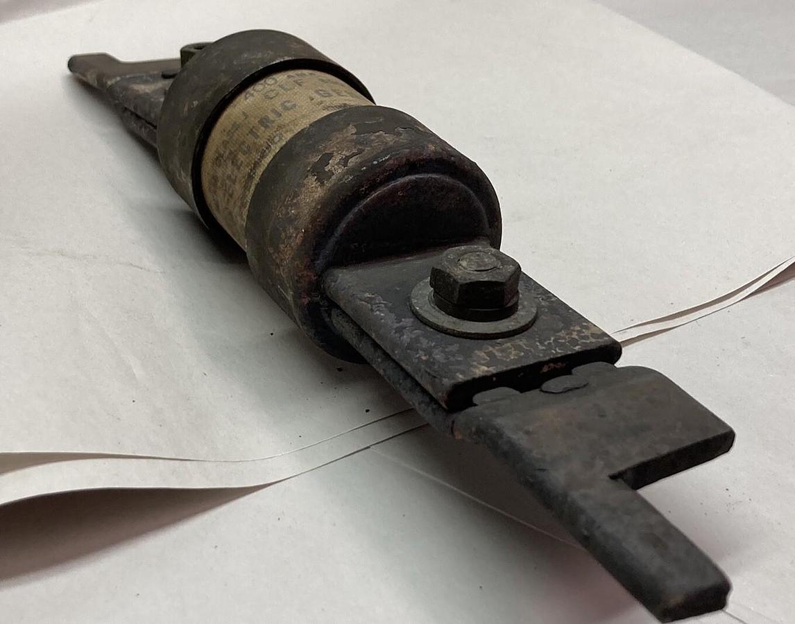 Used General Electric,CLF 400 AMP,Fuse Current LIimiting Class J 600VAC