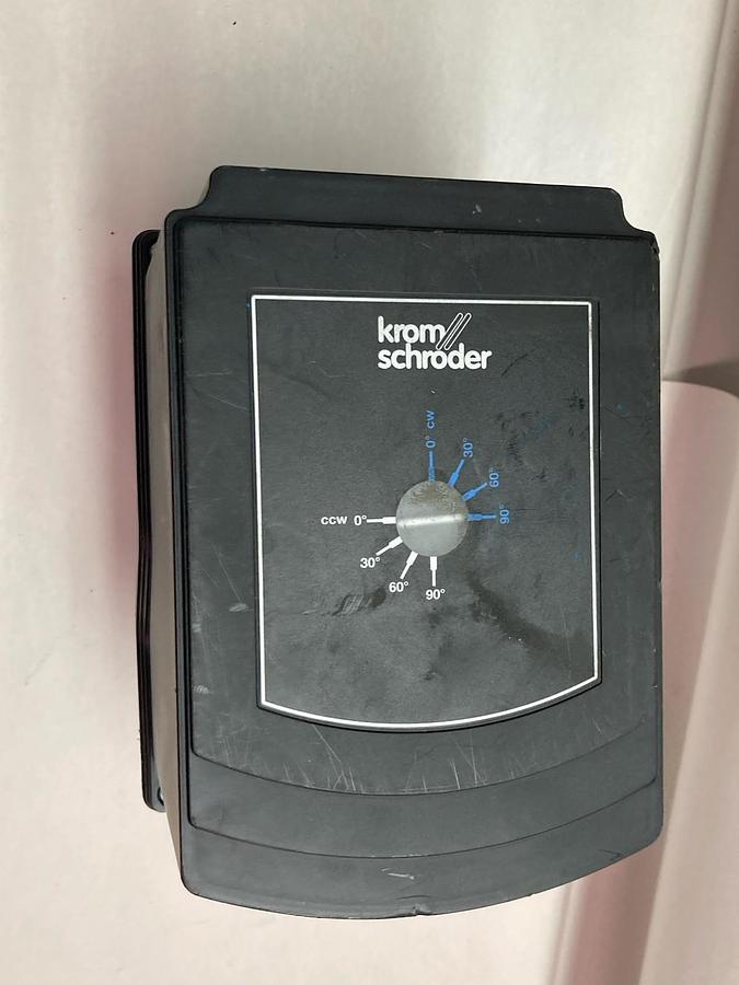 Used Krom Schroder,IC50-30Q20E,Actuator 120Vac 50/60Hz 16/19Va 20Nm