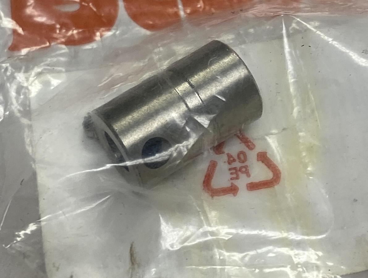 Used ELESA,CE995941 RB51 1/2-1/4 SST AISI 304,HOLE REDUCTION SLEEVE NEW