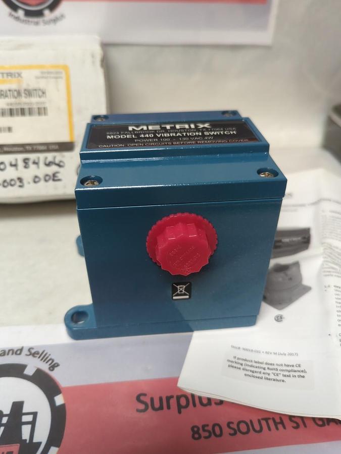 METRIX,440SR-2000-2000,ELECTRONIC VIBRATION SWITCH POWER 100-130VAC 4W NOS