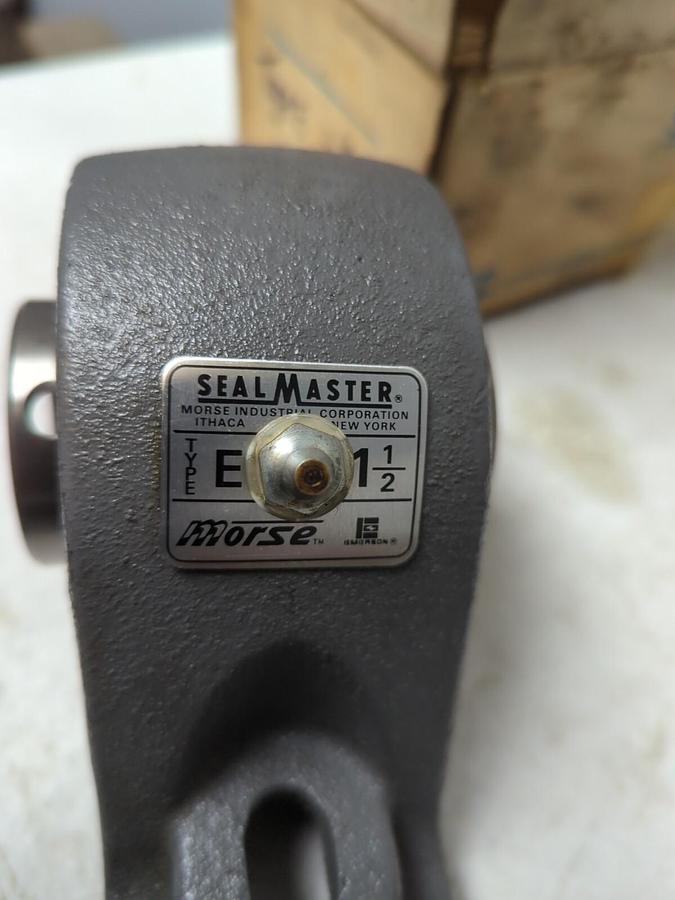 SEALMASTER,TYPE E 1-1/2,PILLOW BLOCK BEARING 1-1/2 INCH BORE NOS