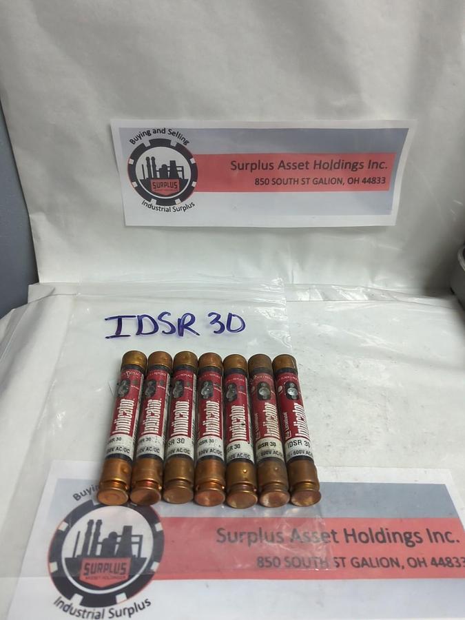 Used LITTELFUSE,IDSR30,INDICATOR 30 AMP FUSE LOT OF 7 PRE-OWNED