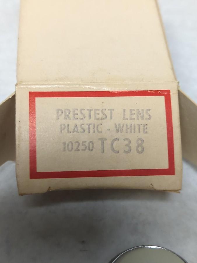 CUTLER-HAMMER,10250 TC38,PRESTEST LENS PLASTIC WHITE NOS