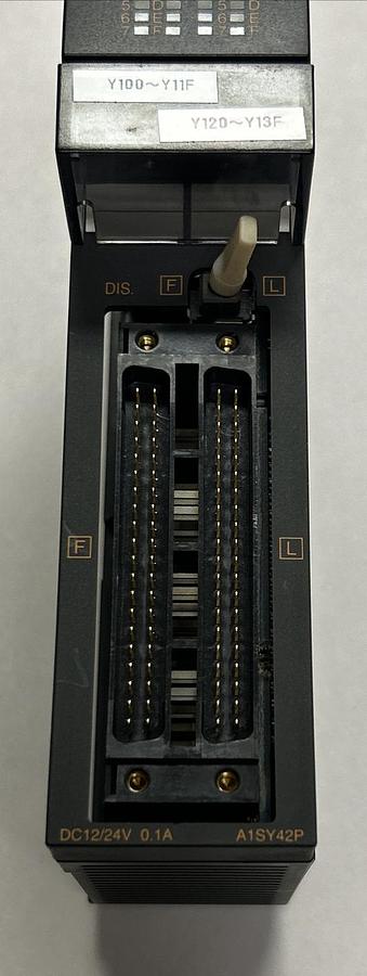 Used MITSUBISH,A1S-Y42P,OUTPUT MODULE