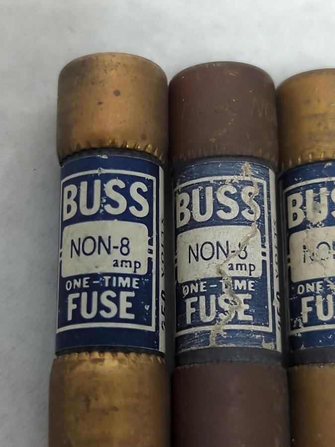 Used COOPER BUSSMANN,NON-8,ONE-TIME 8 AMP FUSE LOT OF 4 PRE-OWNED