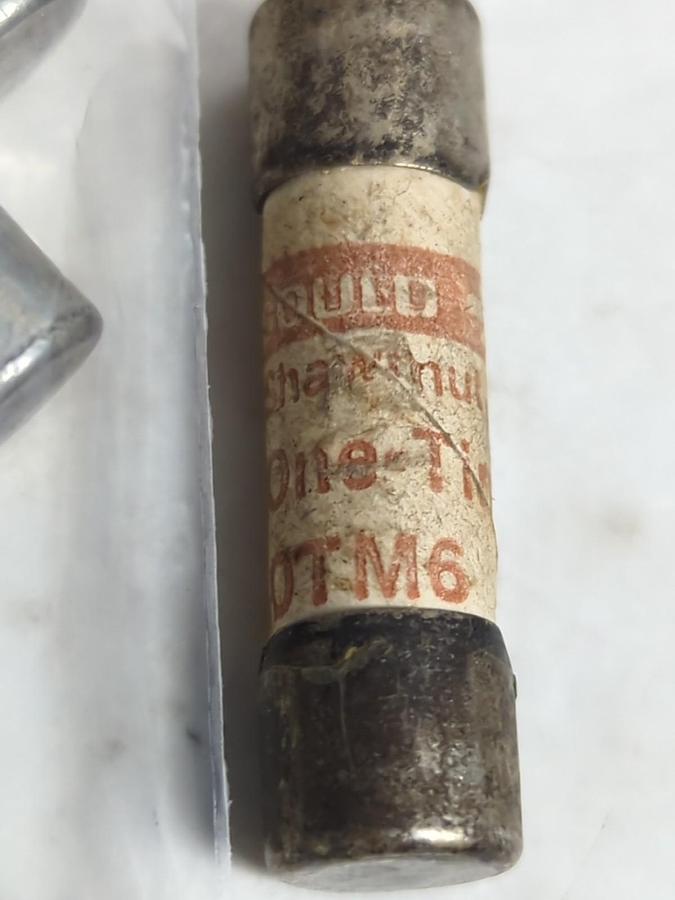 Used FERRAZ SHAWMUT,OTM6,ONE-TIME 6 AMP FUSE LOT OF 10 PRE-OWNED