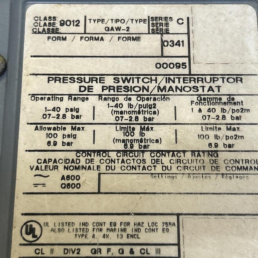 Used SQUARE D,9012GAW2,PRESSURE SWITCH