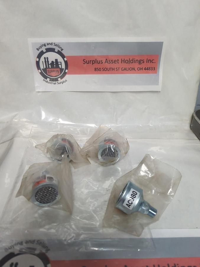 GAST,AC980,GAS TRAP MUFFLER 1/4 INCH NPT LOT OF 4 NOS