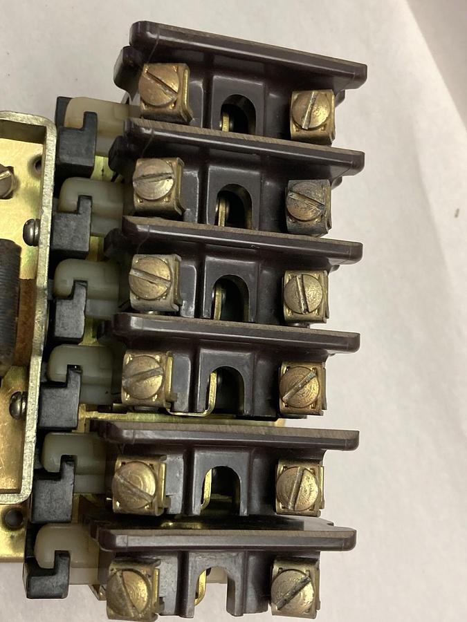 Used AO Smith,5U6-76,Relay Bulletin 7305 Type PM 110-120V Coil