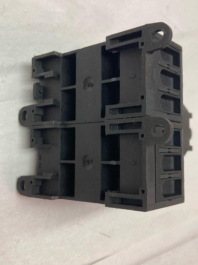 Used Salzer,H233-41600-234N4,Disconnect Switch 40A 600Vac