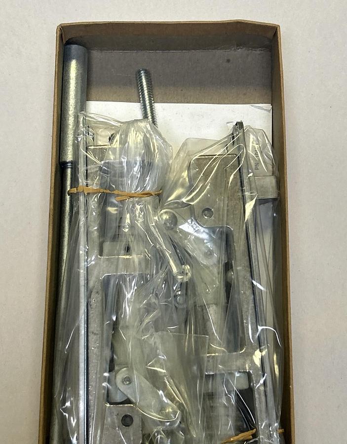 IVES,PR559B26D,AUTO FLUSH BOLT NOS