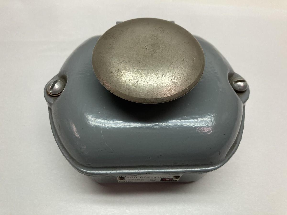 Used Cutler-Hammer,10250H89C,Push Button 600V Max