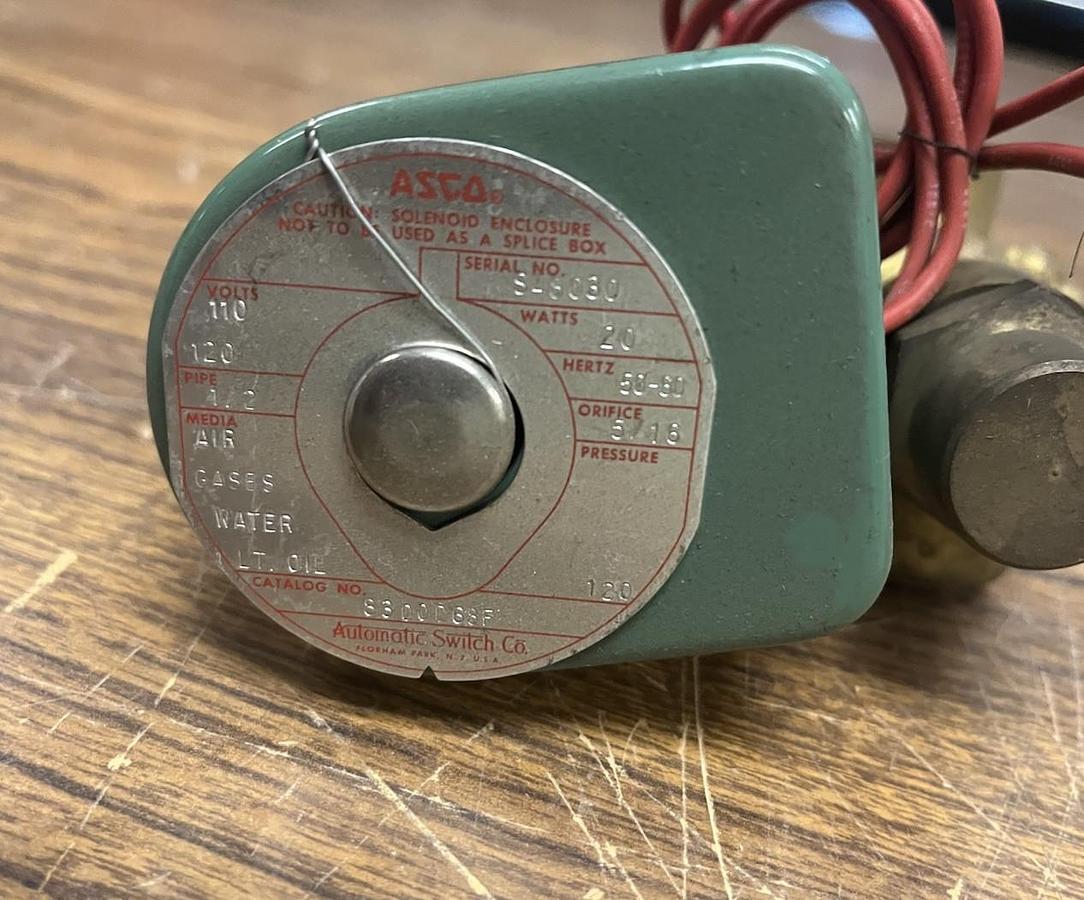 Used ASCO,JSP8262A212,SOLENOID VALVE 120V 1/4"