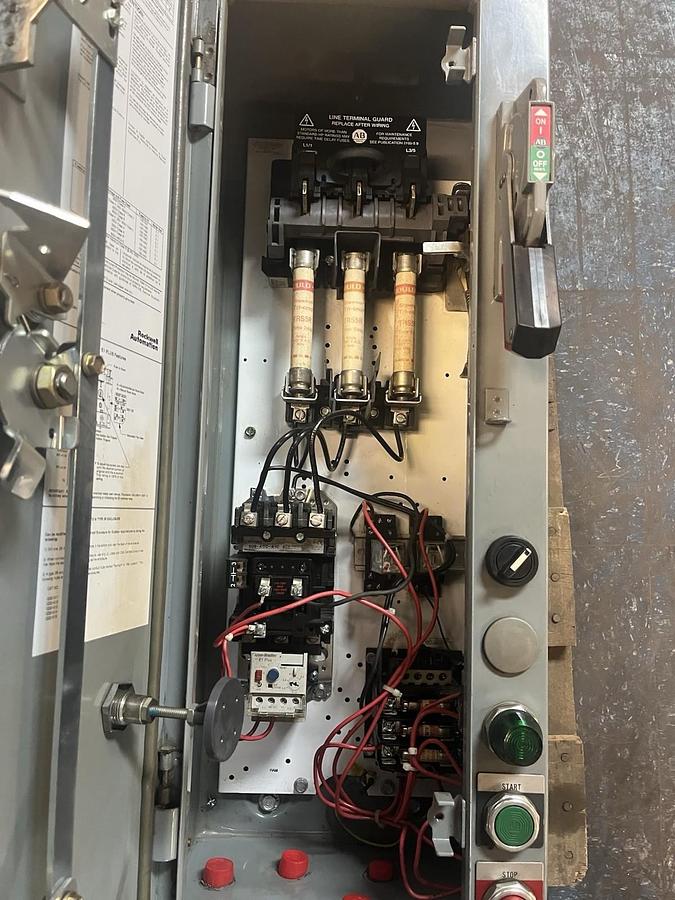 Used ALLEN BRADLEY,512-ADB-A1C-1-4G-6GP-24,SIZE 0 COMBINATION STARTER FUSED