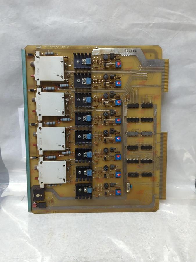 Used BENDIX,3726716F,S5 AC OUTPUT VOLTAGE 115 I/F CIRCUIT BOARD PRE-OWNED
