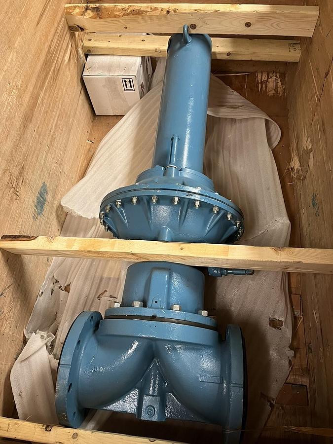Used ITT Powell,3031FC8GGXX,Globe Valve 16 Class 300 6" Pipe Size 3031 Trim 8