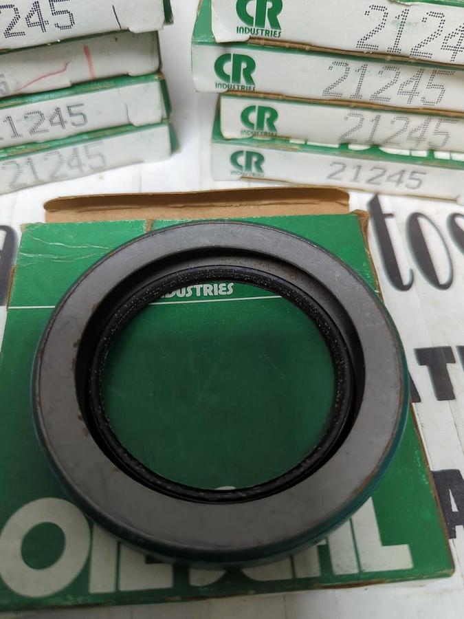 CHICAGO RAWHIDE,21245,OIL SEALS LOT OF 9 NOS