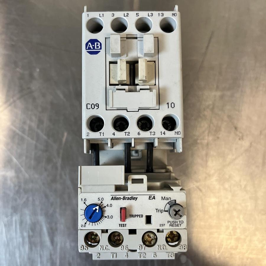 Used ALLEN BRADLEY,100-C09*10,STARTER 120V COIL 5HP 460V 5A OVERLOAD