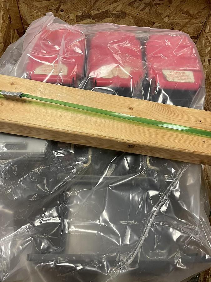 Used GE,1600A AKR-11D-50H,AIR CIRCUIT BREAKER WITH GE A216LSIGPMR 1600A TRIP UNIT