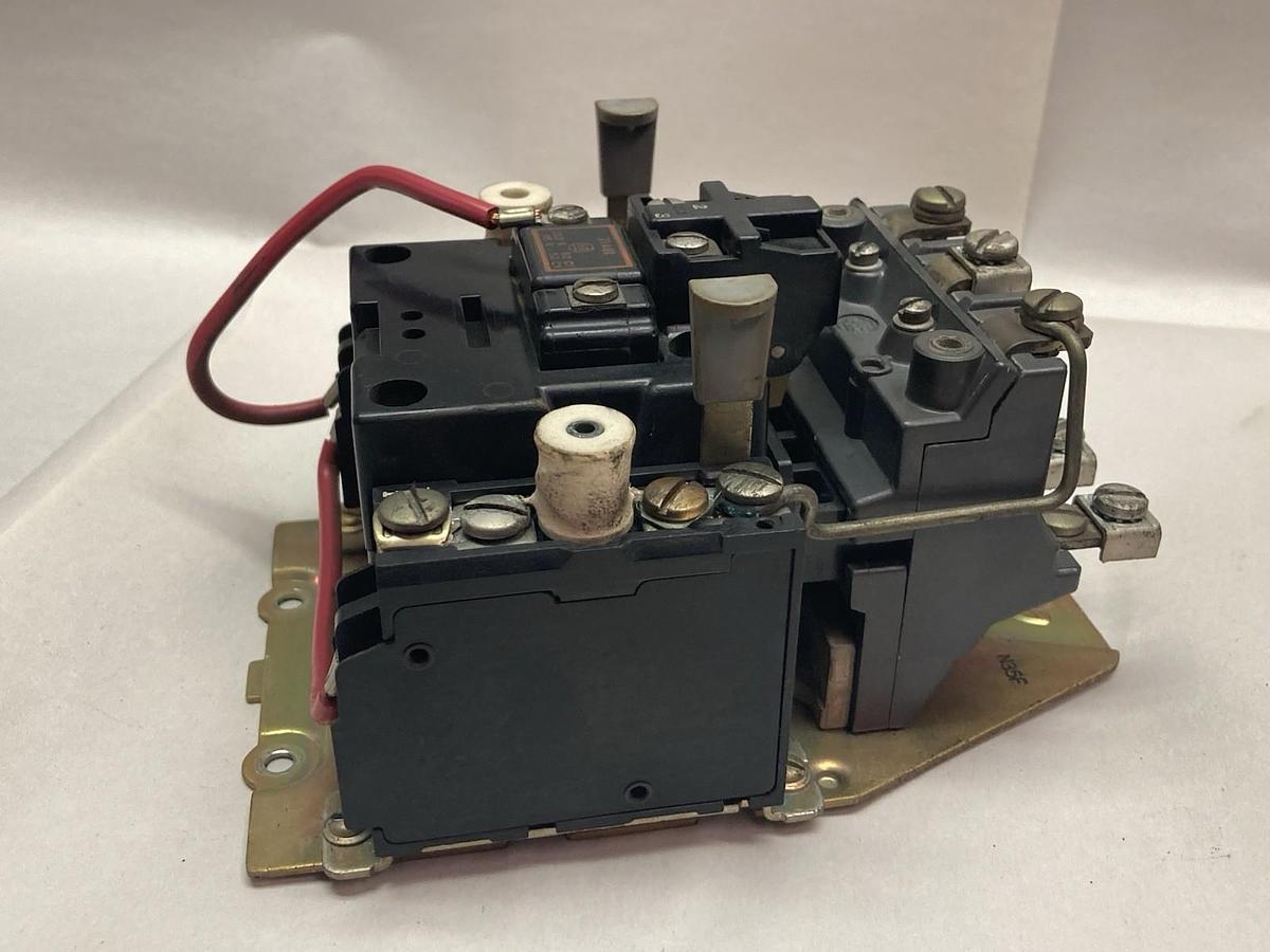 Used Allen-Bradley,71A01,Contactor 110/95V 60/50Cy