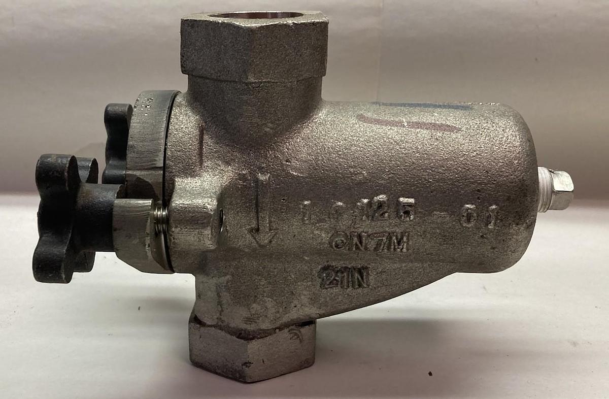 Used Mueller,1.0-125-01 CN7M,Threaded Strainer 2 Inch