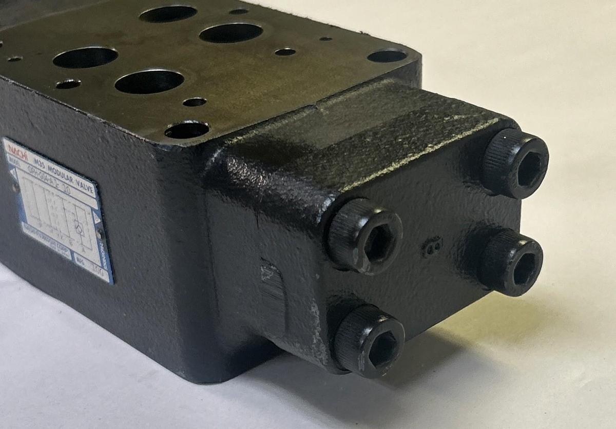 Used NACHI HYDRAULICS,OPH-G04-A1-10,PILOT OPERATED CHECK MODULAR VALVE