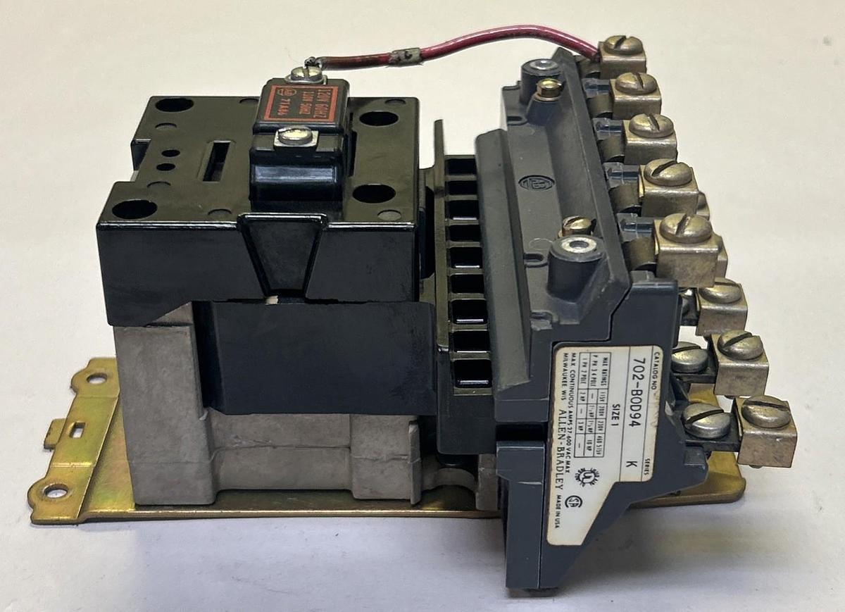 Used ALLEN BRADLEY,702-B0D94,SIZE 1 CONTACTOR 27A 600V