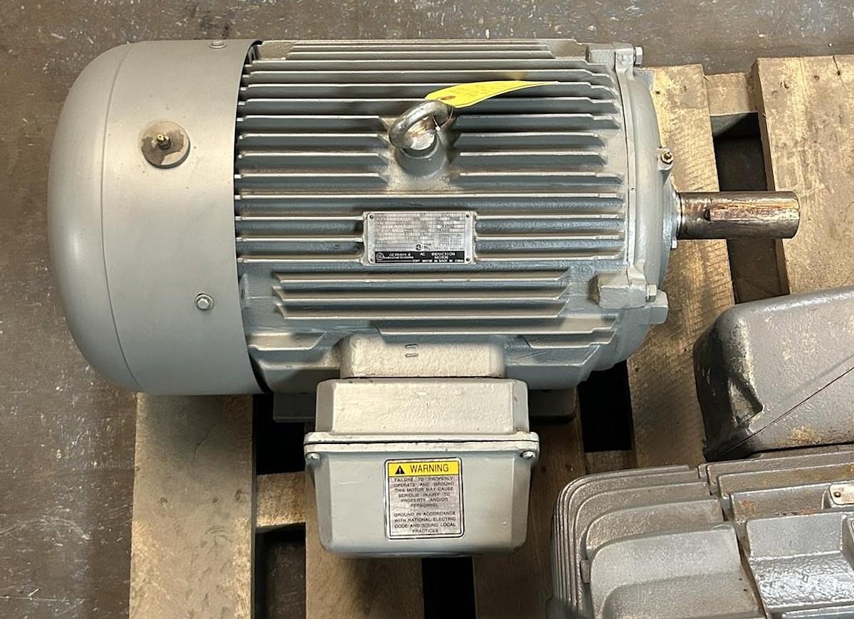 Used GENERAL ELECTRIC,5KE326BFC205A,AC MOTOR 50HP 1765RPM 460V 3PH 326T FRAME