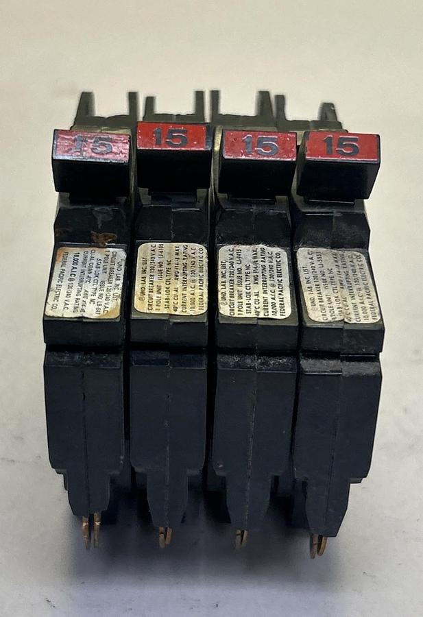 Used FEDERAL PACIFIC,NC115,CIRCUIT BREAKER 15A 120/240V 1P LOT OF 4