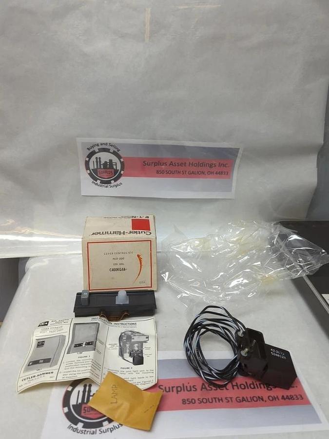 CUTLER-HAMMER,C400KG4A,COVER CONTROL KIT PILOT LIGHT 120V 60HZ NOS