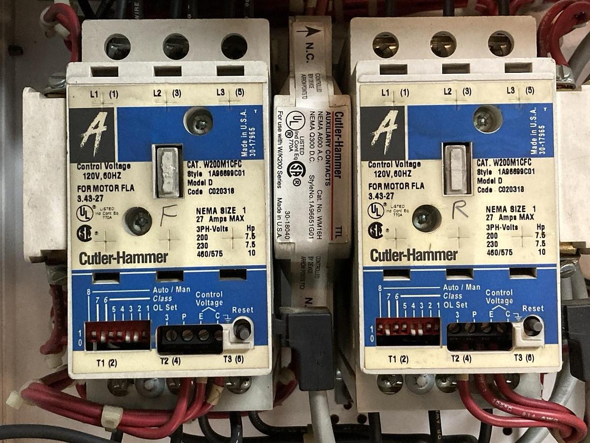 Used Cutler Hammer,Size 1,MCC Reversing Starter Feeder Bucket W200M1CFC