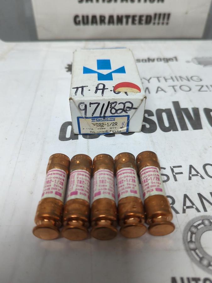GOULD SHAWMUT,TR2-1/2R,TRI ONIC2-1/2 AMP FUSES BOX OF 5 NOS