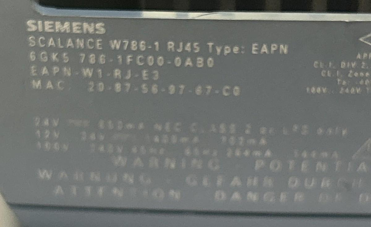 Used SIEMENS,6GK5786-1FC00-0AB0,IWLAN ACCESS POINT SCALANCE W786-1 RJ45