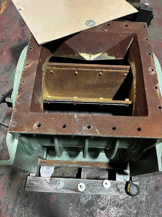 Used Unknown,Rotary Valve,18"x18" opening
