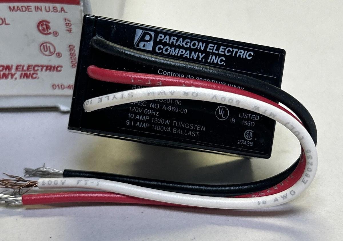 PARAGON,LB201-00,PHOTOELECTRIC PHOTOCELL 120V NOS