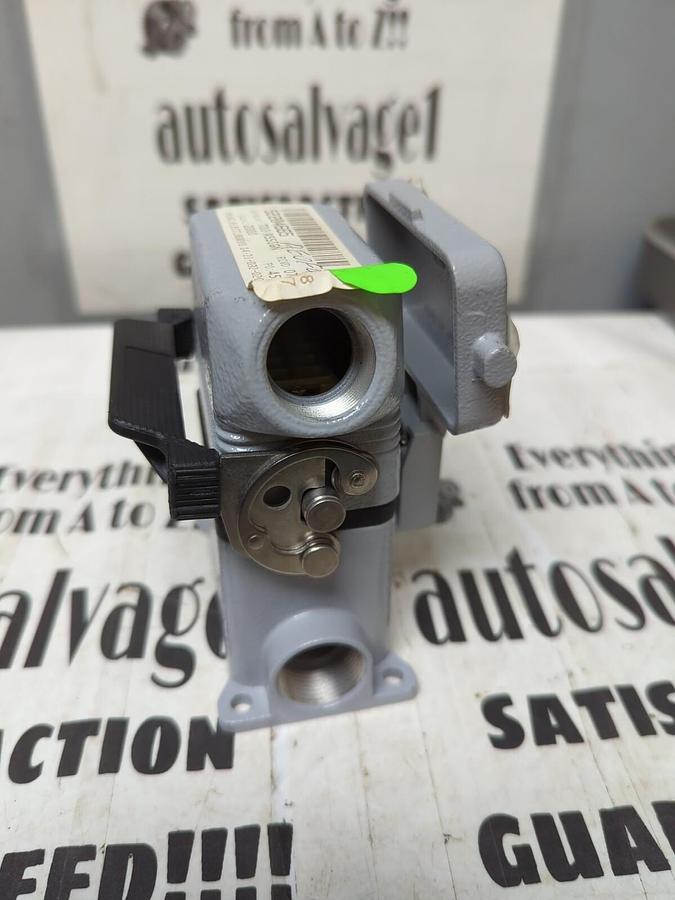 IME,CH 10 LS,MOUNTING BASE PLUG HOUSING CONNECTOR NOS