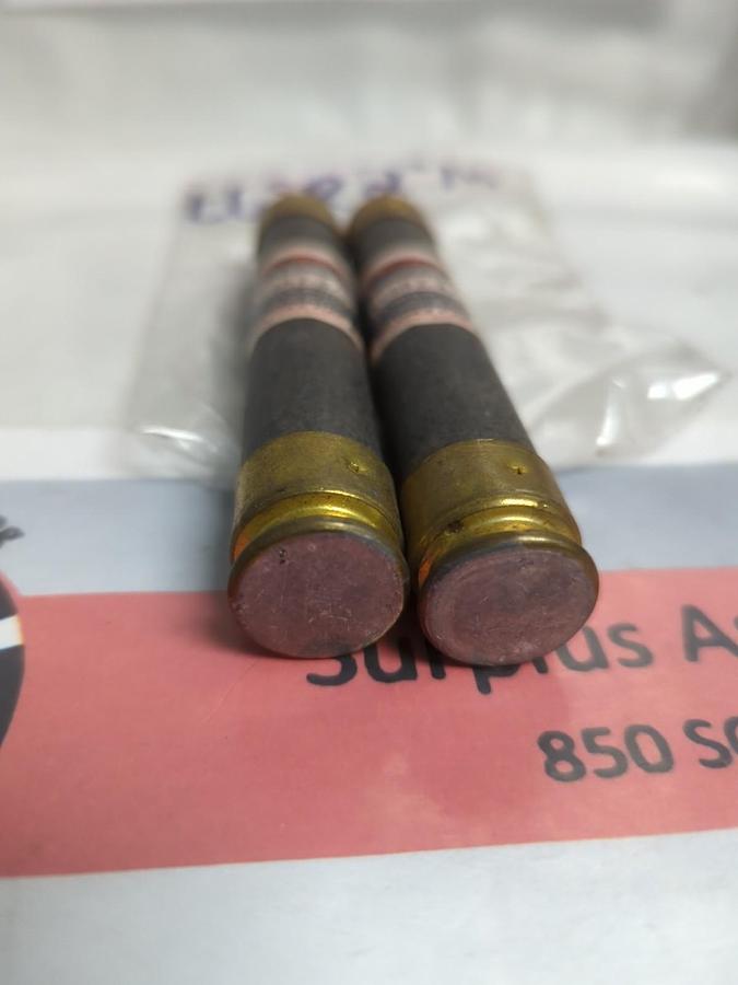 Used RELIANCE,ECSR-2-8/10,TIME-DELAY 2-8/10 AMP FUSE LOT OF 2 PRE-OWNED