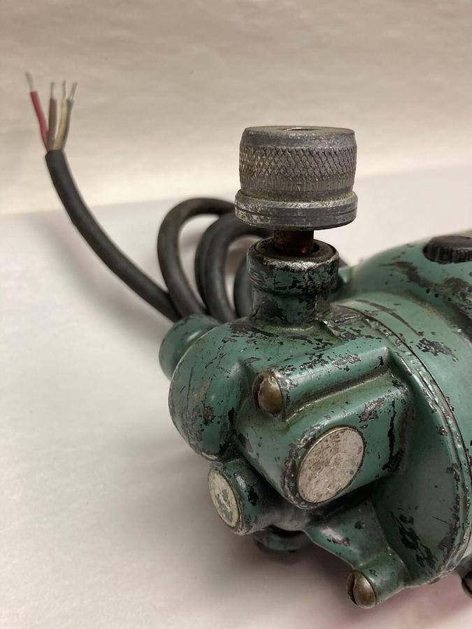 Used Bodine Electric Company,NSH-1R,Gear Motor 1/70HP 1725RPM 115VDC 0.28A