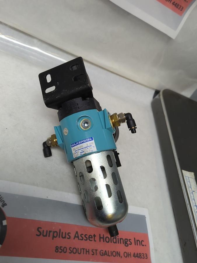Used WILKERSON,CB6-03-000 B A98,AIR FILTER REGULATOR PRE-OWNED