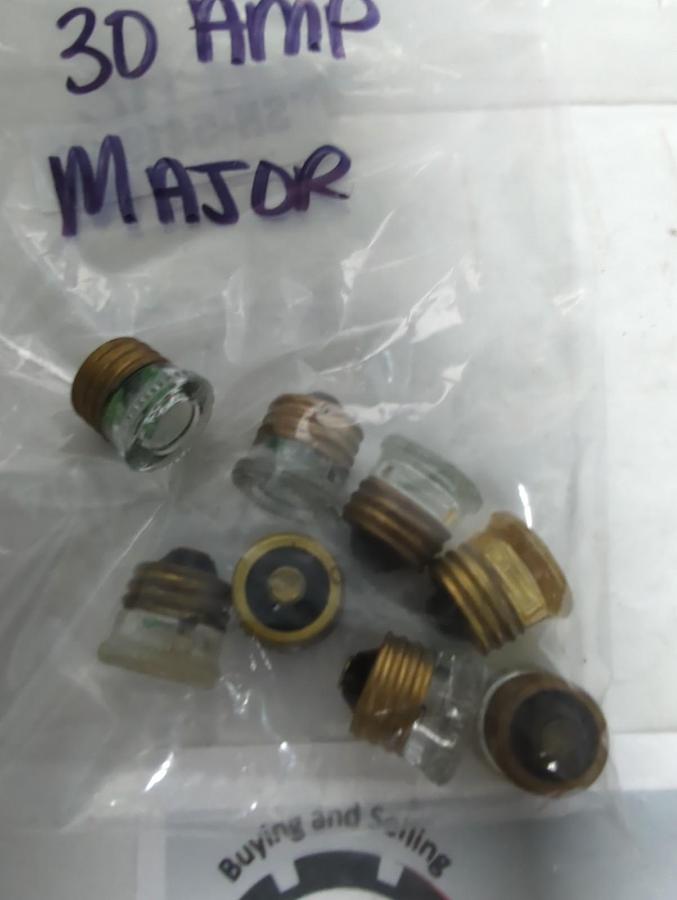 Used MAJOR,30 AMP,SCREW IN FUSE 30 AMP LOT OF 8 PRE-OWNED