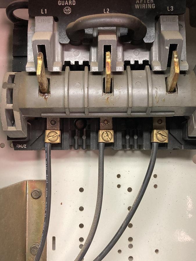 Used Allen Bradley,2100 2192F,30 Amp 12 Inch MCC Disconnect Feeder Bucket