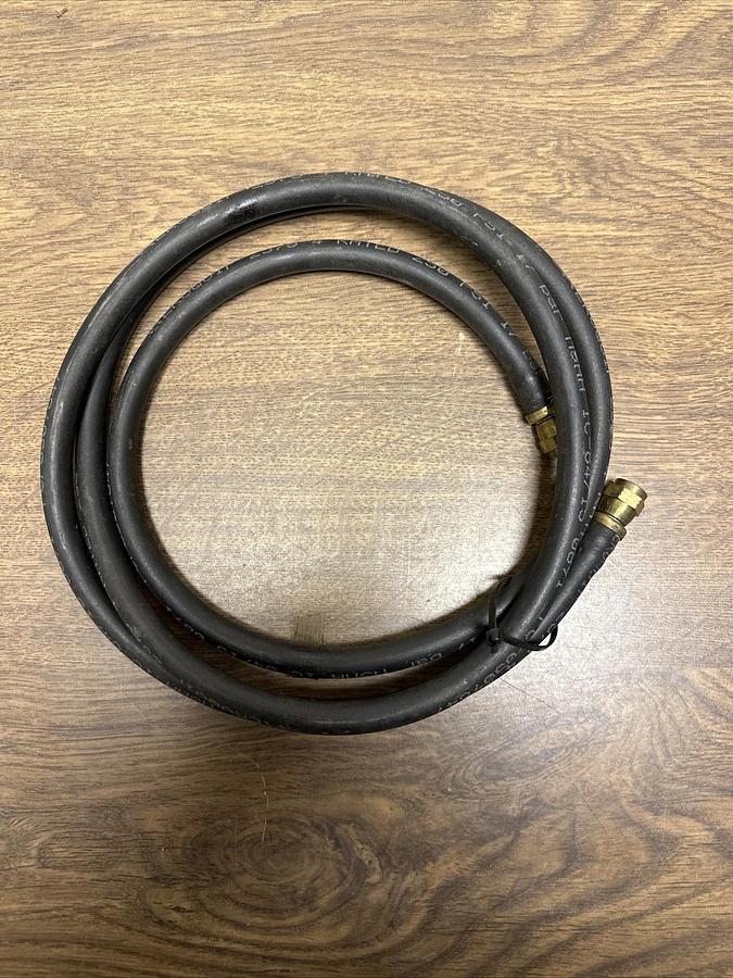Aeroquip,FCP0509647,250 PSI 6' Hydraulic Hose