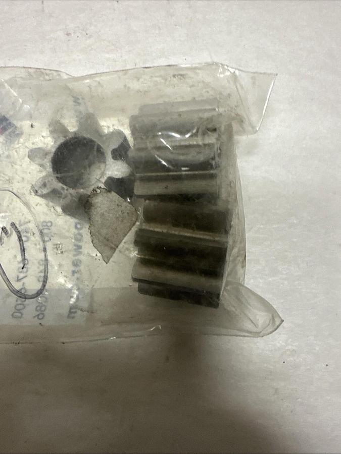 Used Diamond Power,53A001350M,Drive Pinion QTY 3