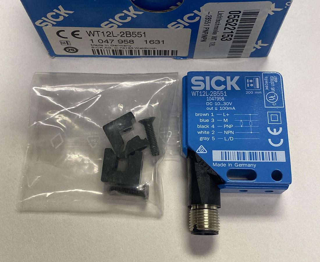 Used SICK,WT12L-2B551,PHOTOELECTRIC PROXMITY SENSOR NEW