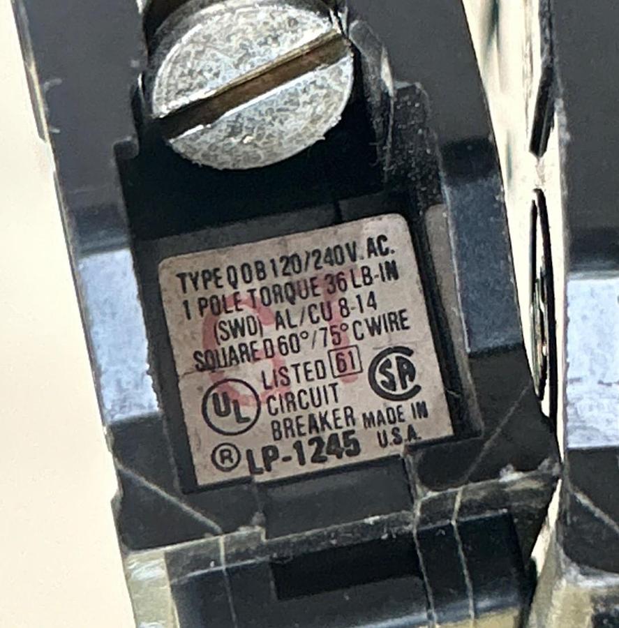 Used SQUARE D,QOB115,CIRCUIT BREAKER 15A 120/240V 1P LOT OF 5