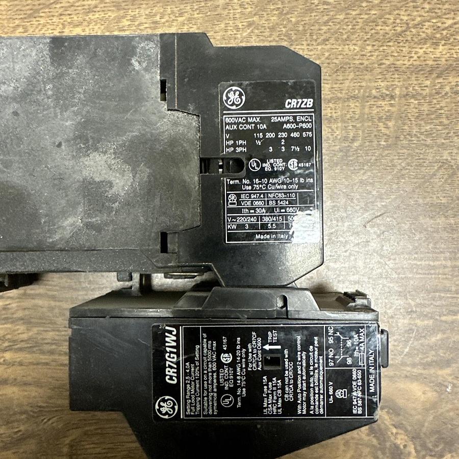 Used GE,CR7ZB,10HP Contactor with CR7G1WJ Overload Relay